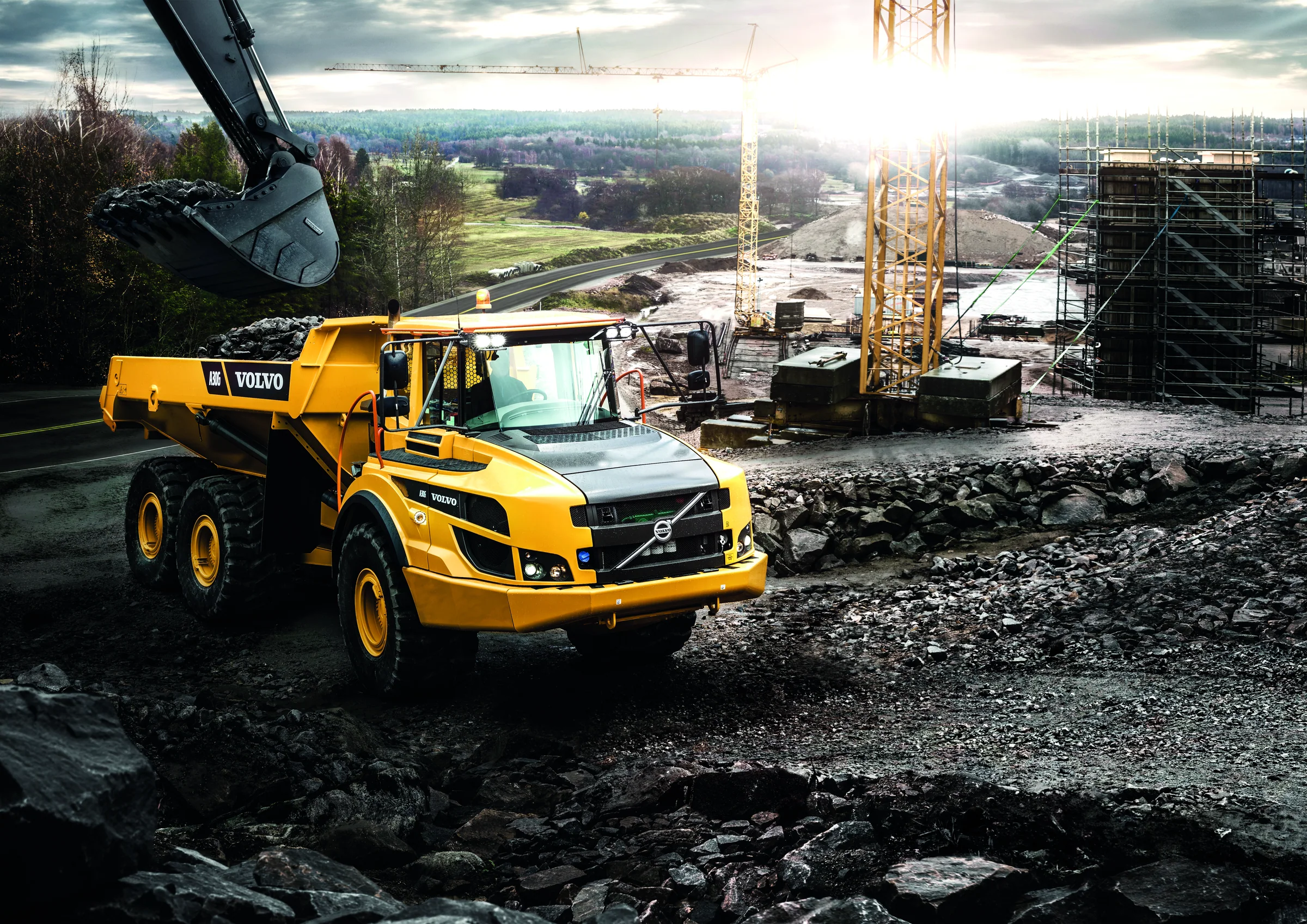 Caminhão articulado Volvo A30G numa obra